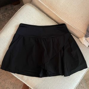 Halara tennis skirt